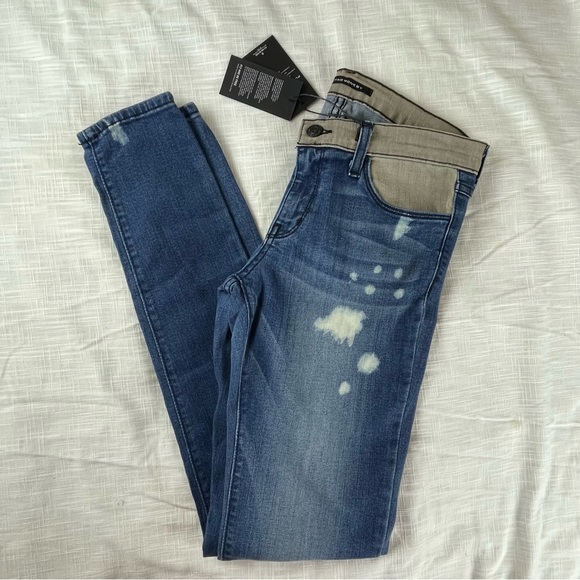 FLYING MONKEY DISTRESSED JEANS Size 28 - Picture 12 of 12